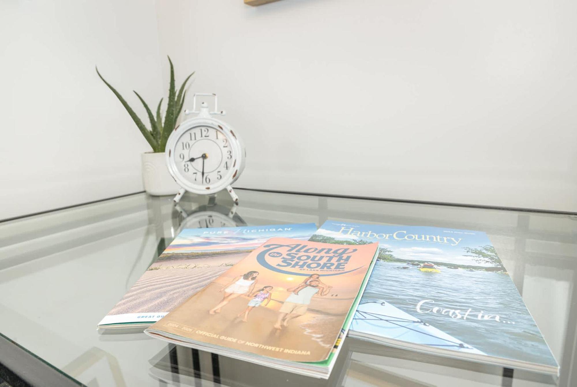 Spacious Upstairs 1Bed- Walking Distance To Beach Outlet Mall ミシガンシティ エクステリア 写真